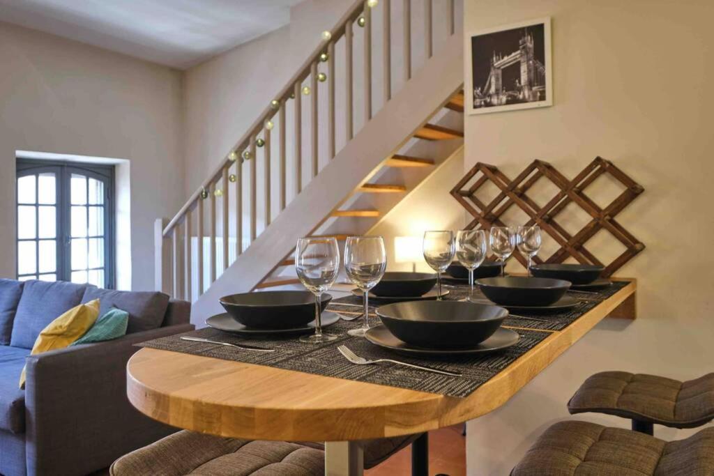Centre Ville Appartement 75M2, Avec 3 Chambres Carcassonne Exterior foto